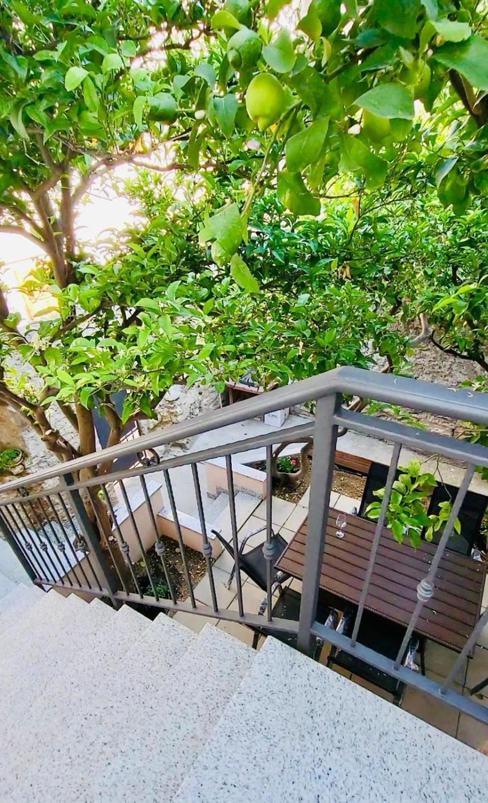 Riva Suite 2 코미자 외부 사진